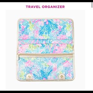 Lilly Pulitzer travel organizer